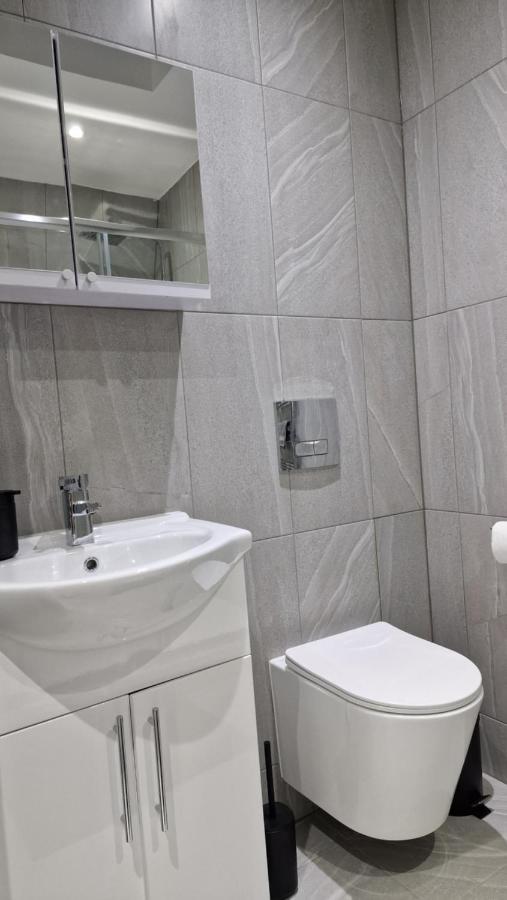 New London Apartment Luaran gambar